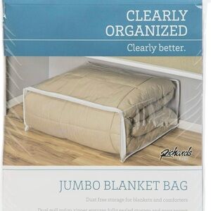 Richards- Jumbo Clothes Heavy Duty Vinyl Storage
Bag - 25" x 21" x 11" - Clear